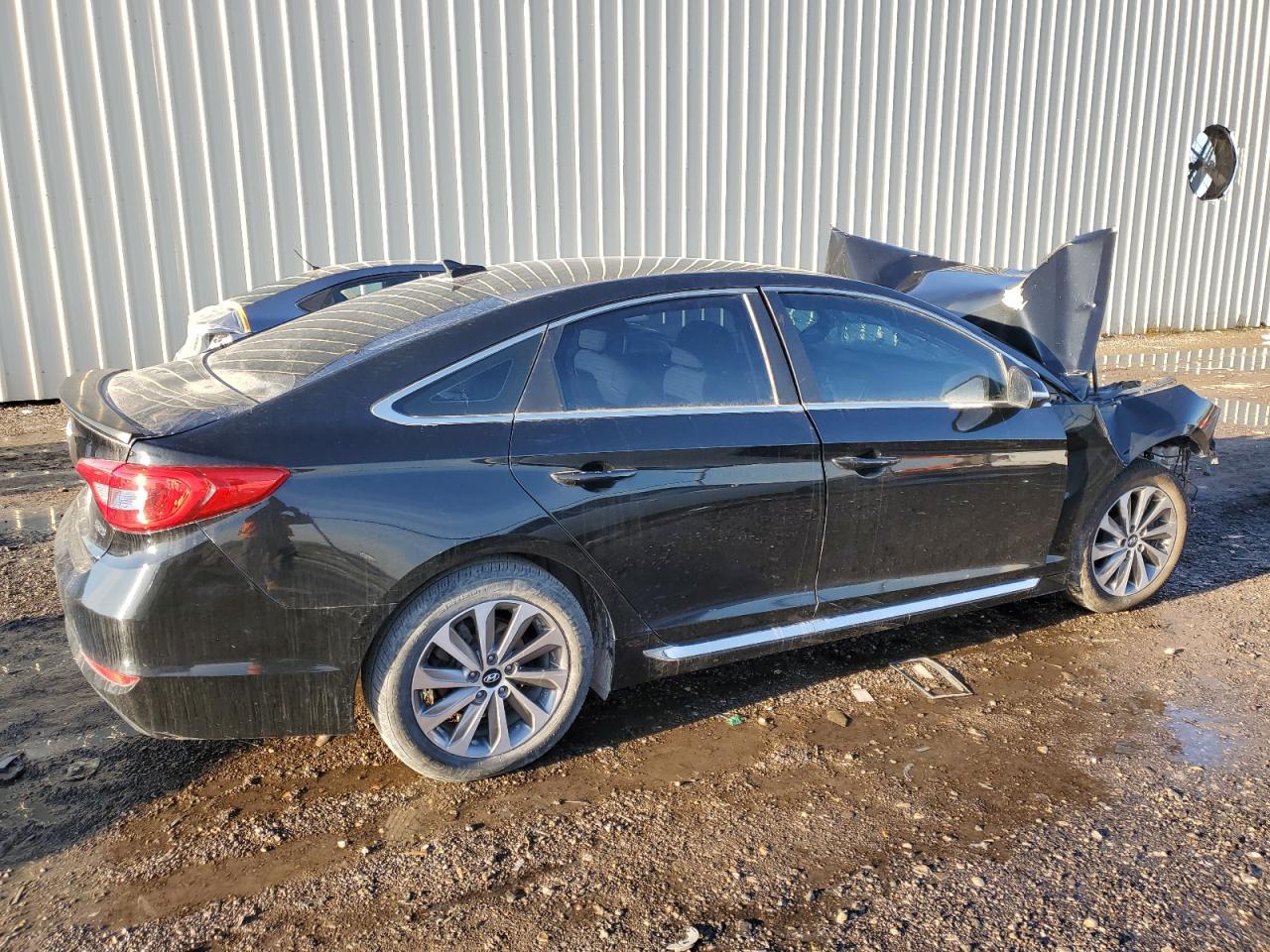 2015 Hyundai Sonata - Image 3