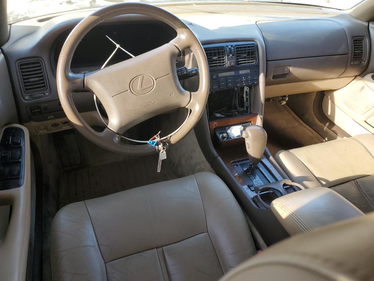 1994 Lexus LS - Image 8