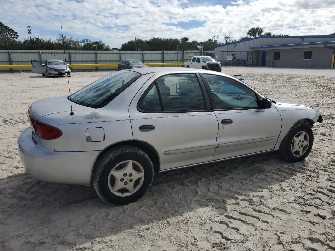 2004 Chevrolet Cavalier - Image 3