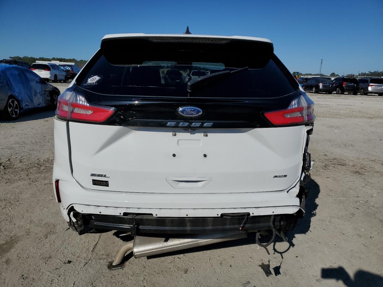 2022 Ford Edge - Image 6
