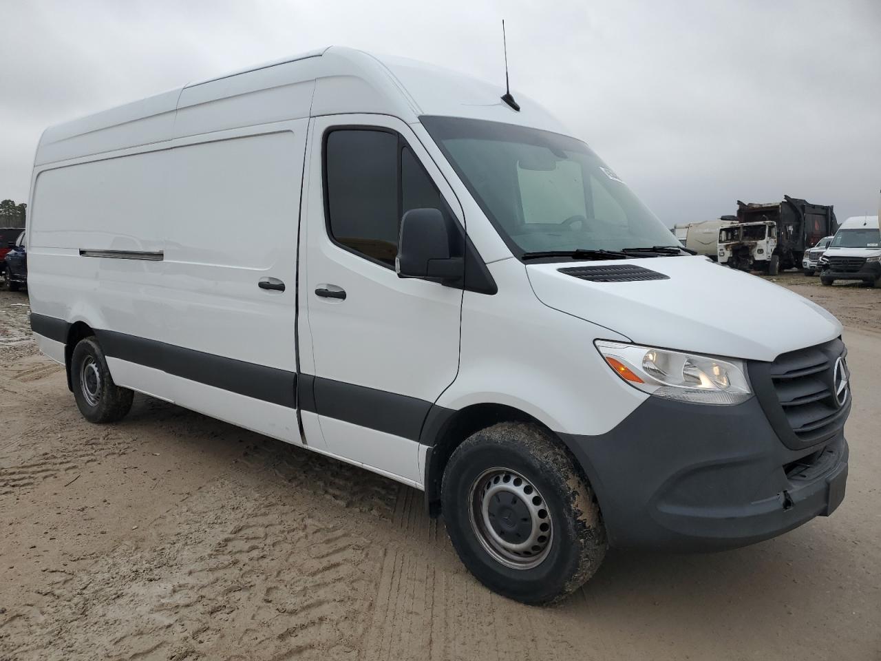2023 Mercedes-Benz Sprinter - Image 4