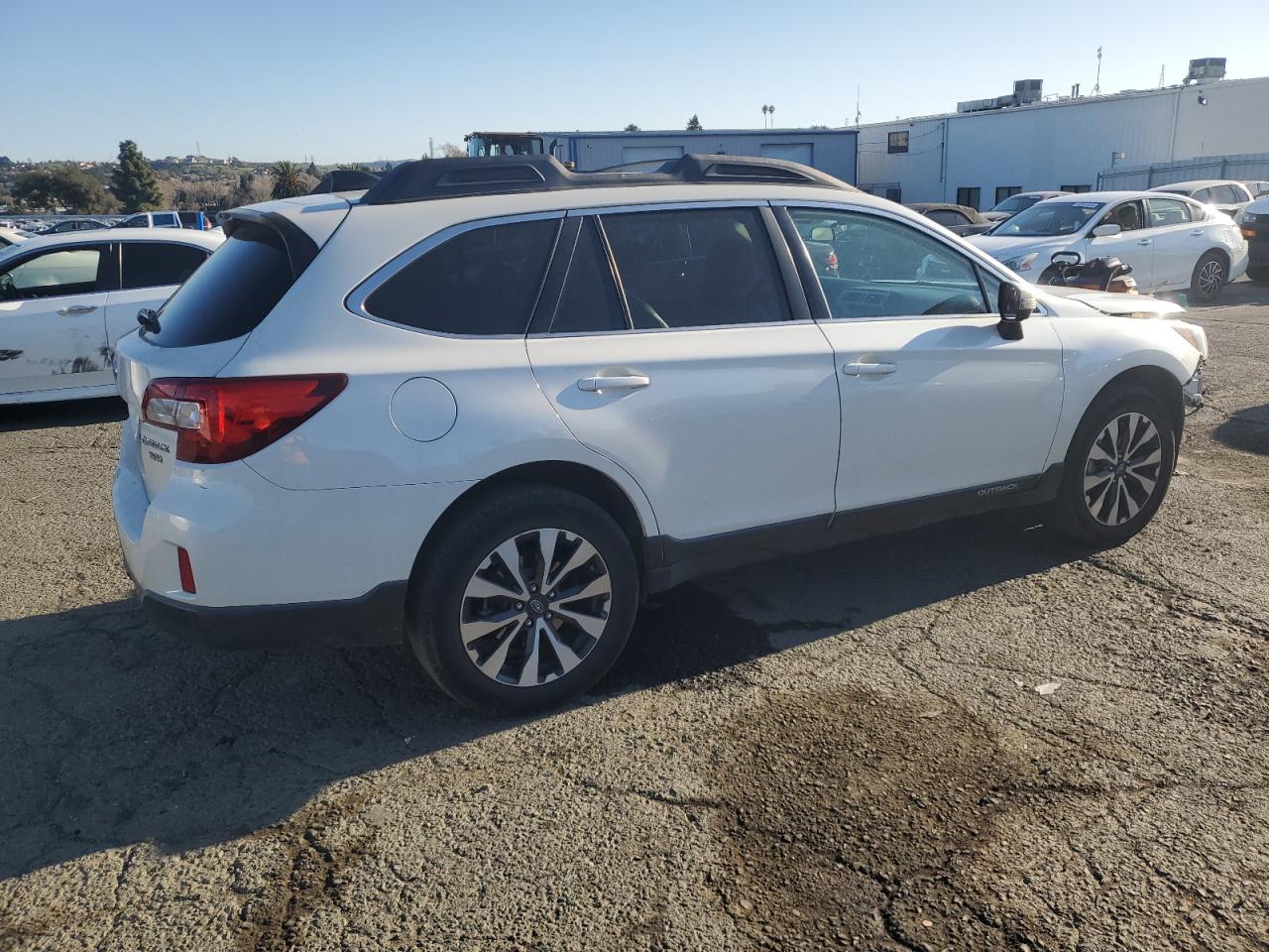 2016 Subaru Outback - Image 3