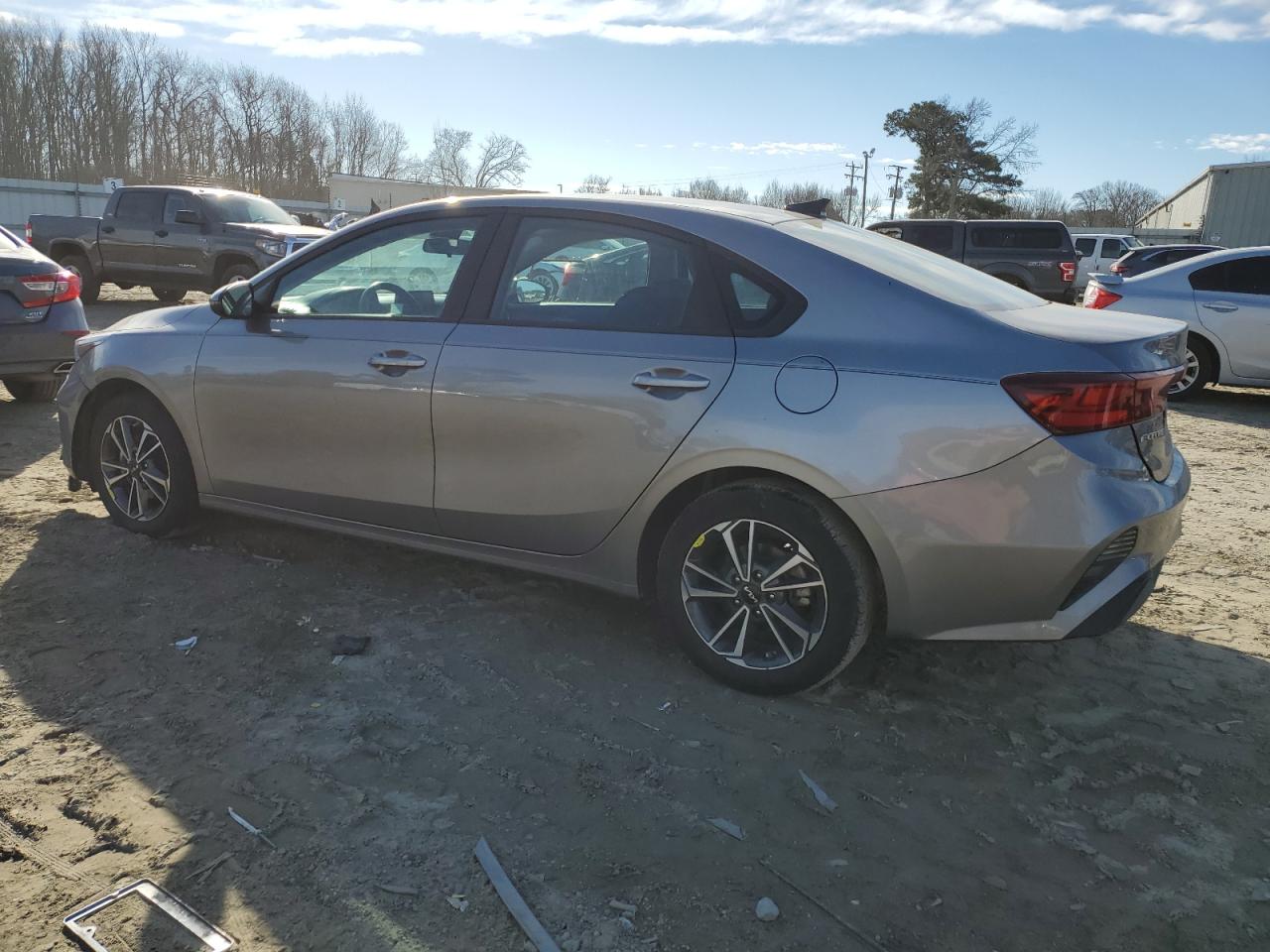 2023 Kia Forte - Image 2