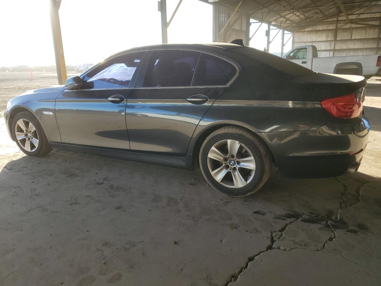 2012 BMW 5er - Image 2