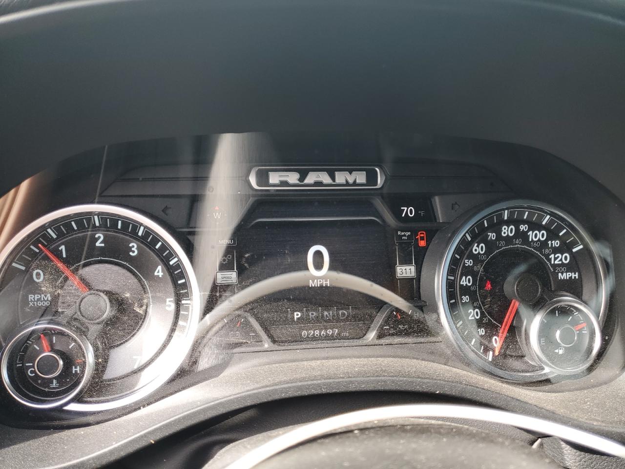 2022 RAM 1500 - Image 9