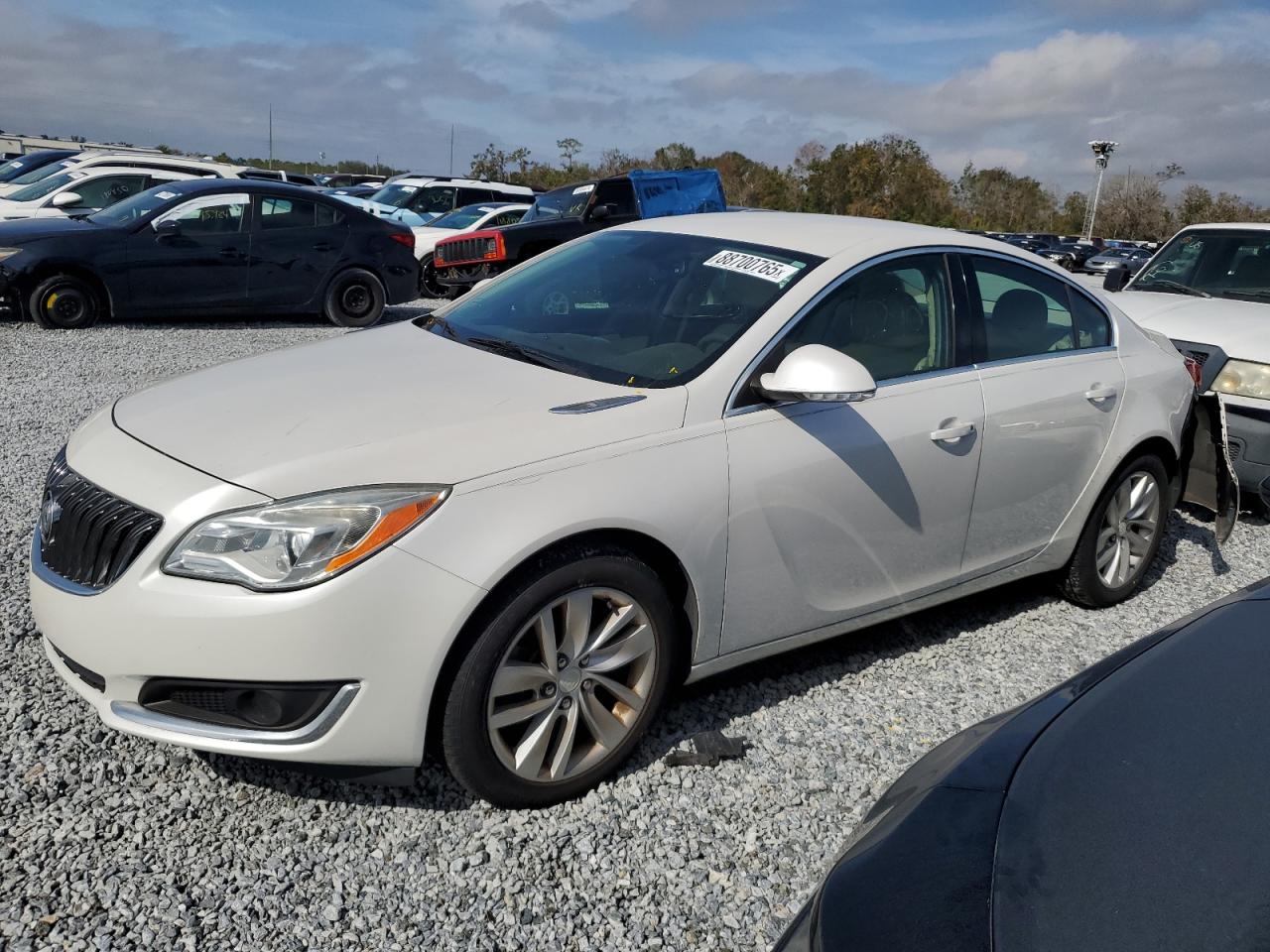 2016 Buick Regal - Image 1