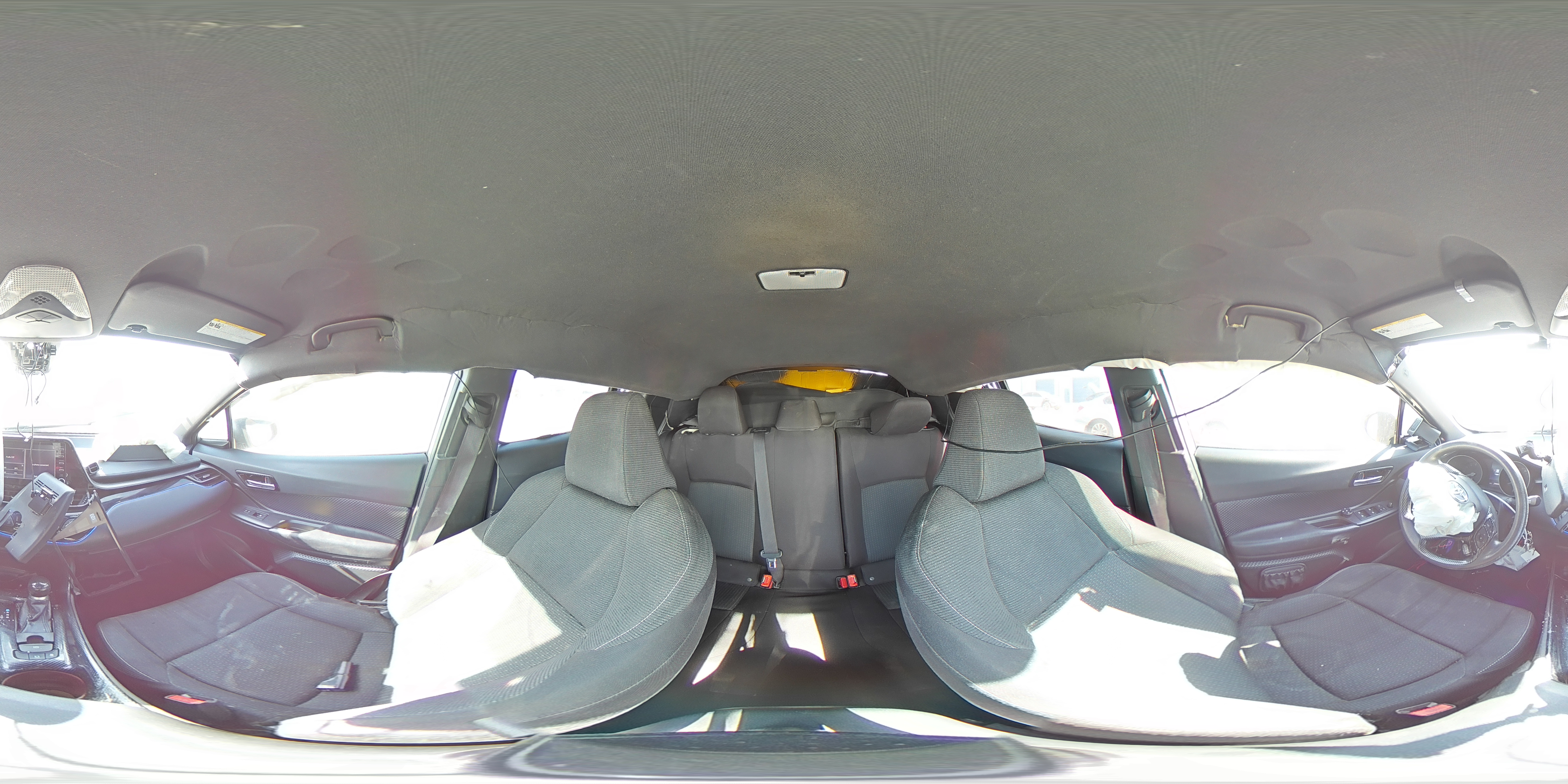 2019 Toyota C-HR - Image 15