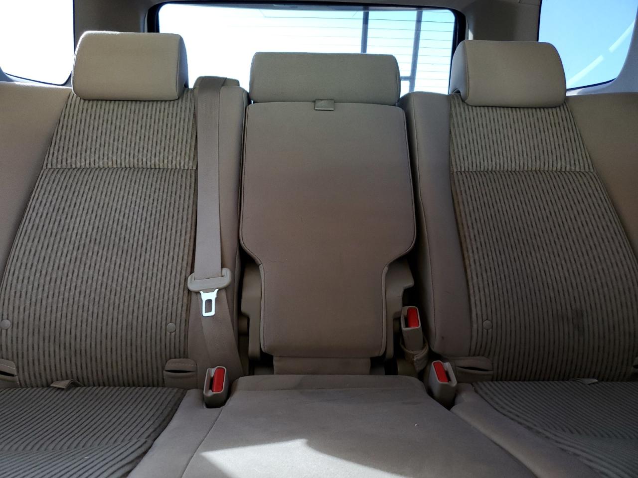 2010 Toyota 4Runner - Image 10