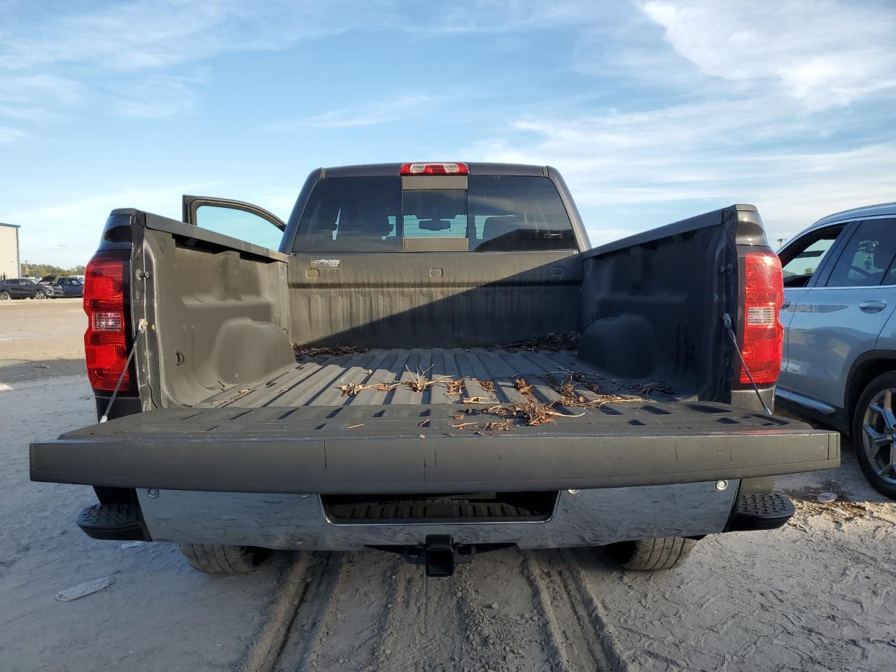 2014 Chevrolet Silverado - Image 6