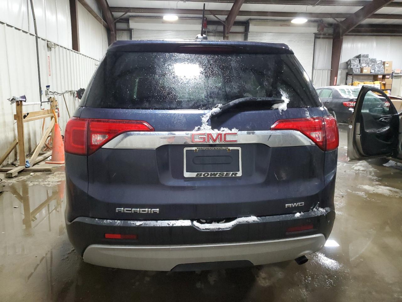 2019 GMC Acadia - Image 6