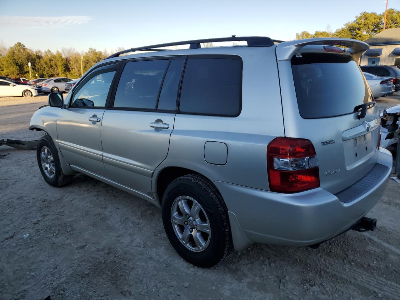 2005 Toyota Highlander - Image 2
