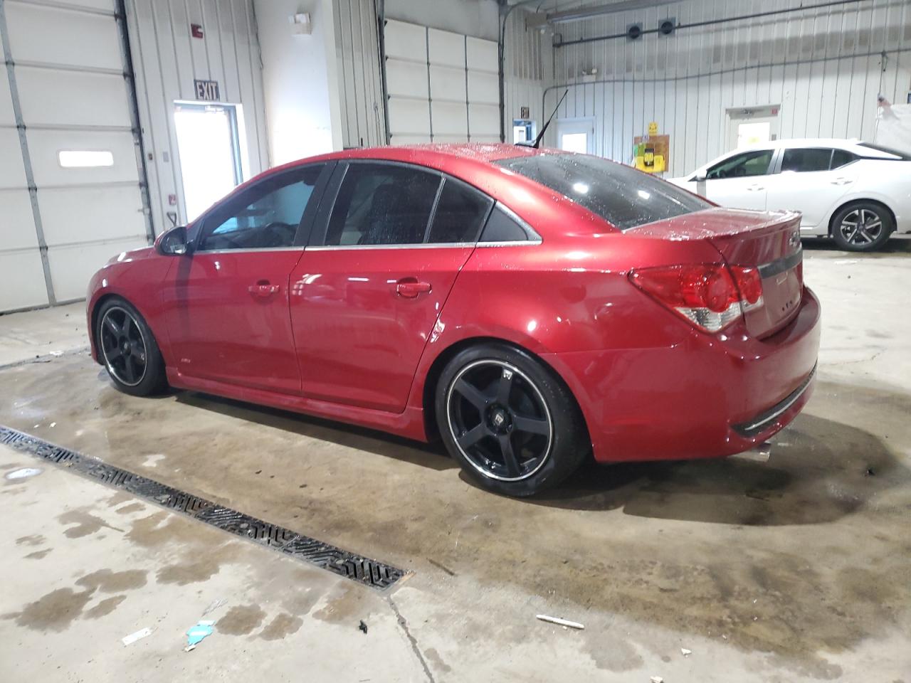 2013 Chevrolet Cruze - Image 2