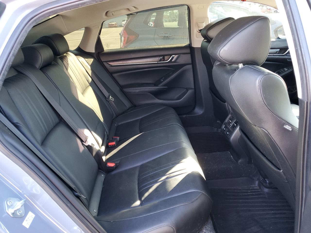 2022 Honda Accord - Image 10