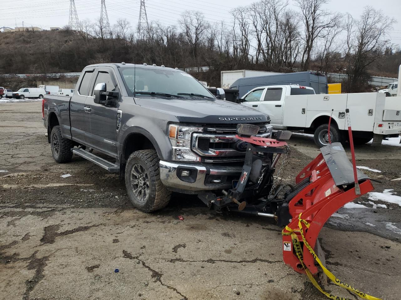 2021 Ford F350 - Image 4