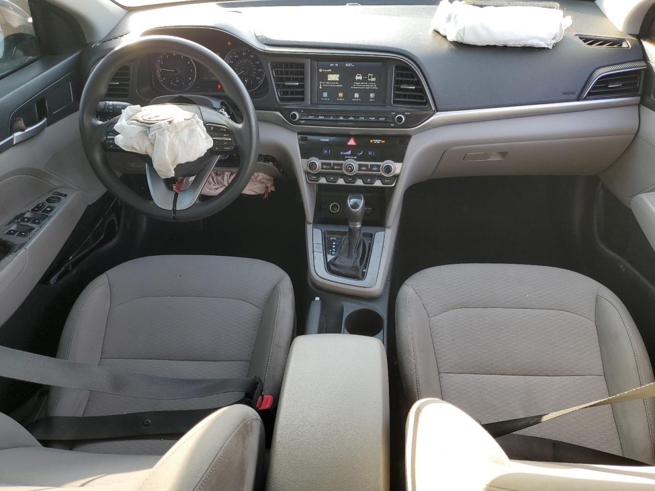 2020 Hyundai Elantra - Image 8