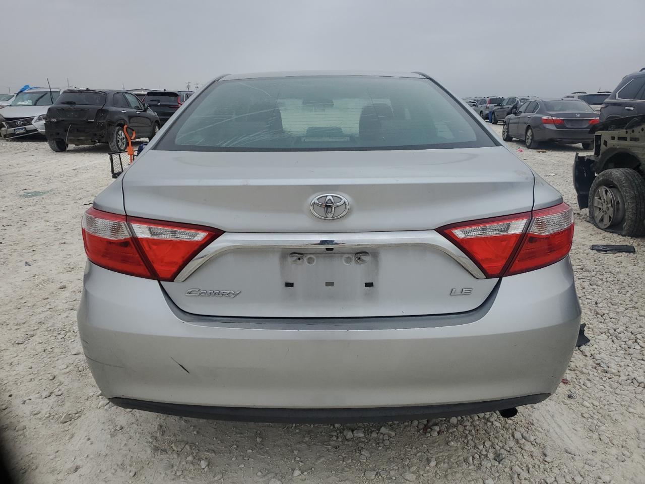 2015 Toyota Camry - Image 6