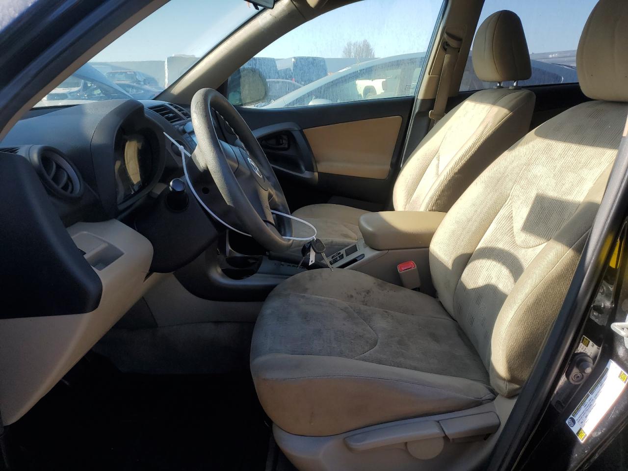 2010 Toyota RAV 4 - Image 7