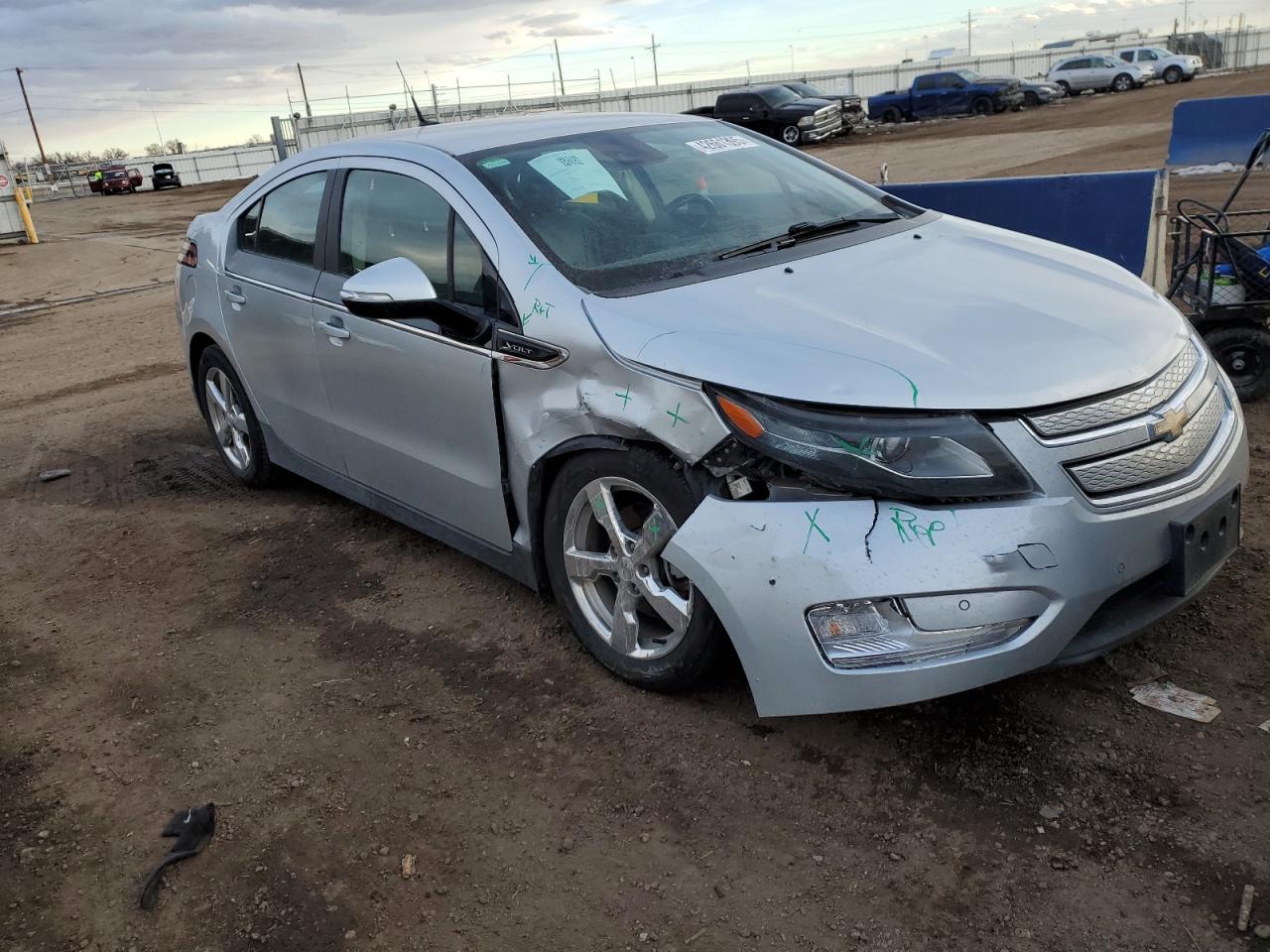 2013 Chevrolet Volt - Image 4