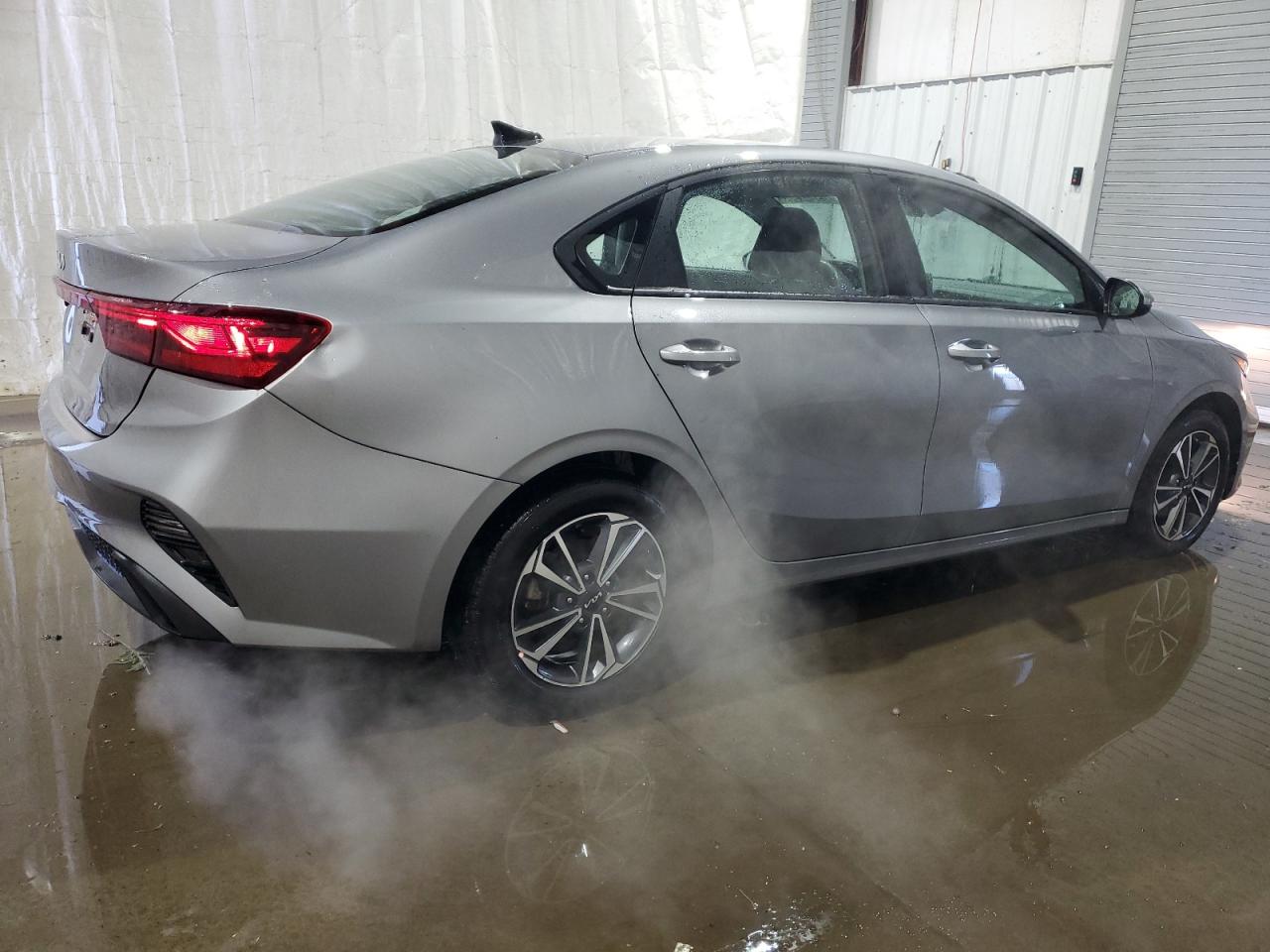 2024 Kia Forte - Image 3