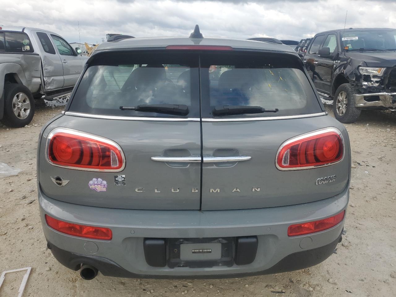 wmwlu1c34h2f28623 WMWLU1C34H2F28623 2017 Mini Cooper Clubman All4