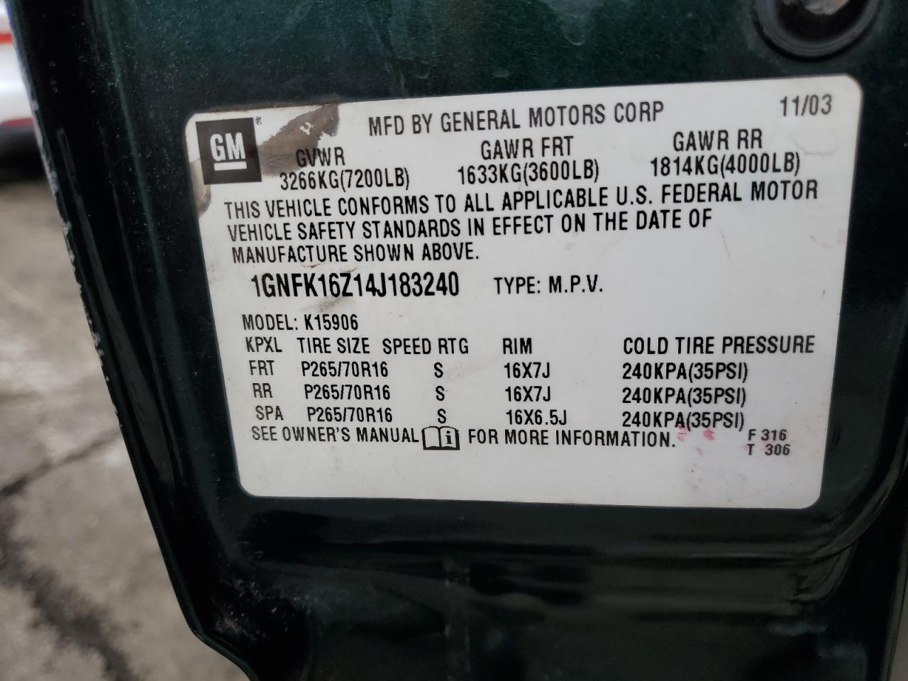 2004 Chevrolet Suburban - Image 14