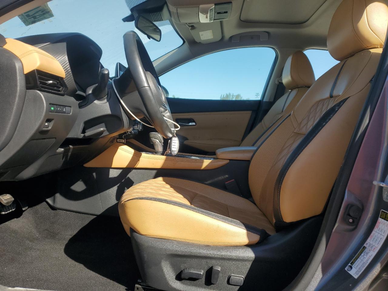 2022 Nissan Sentra - Image 7