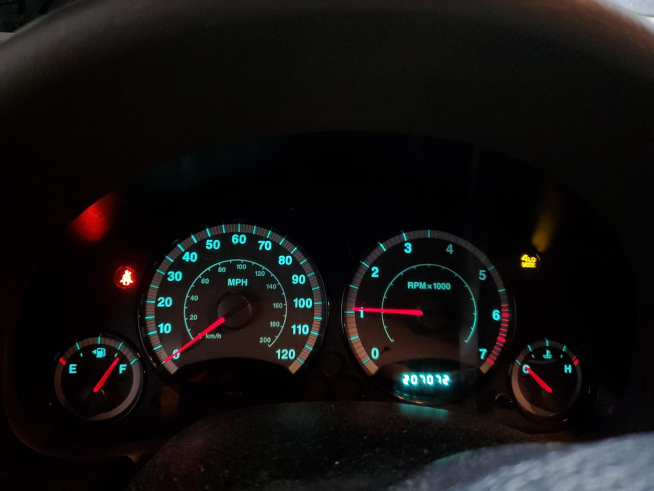 2005 Jeep Liberty (North America) - Image 9