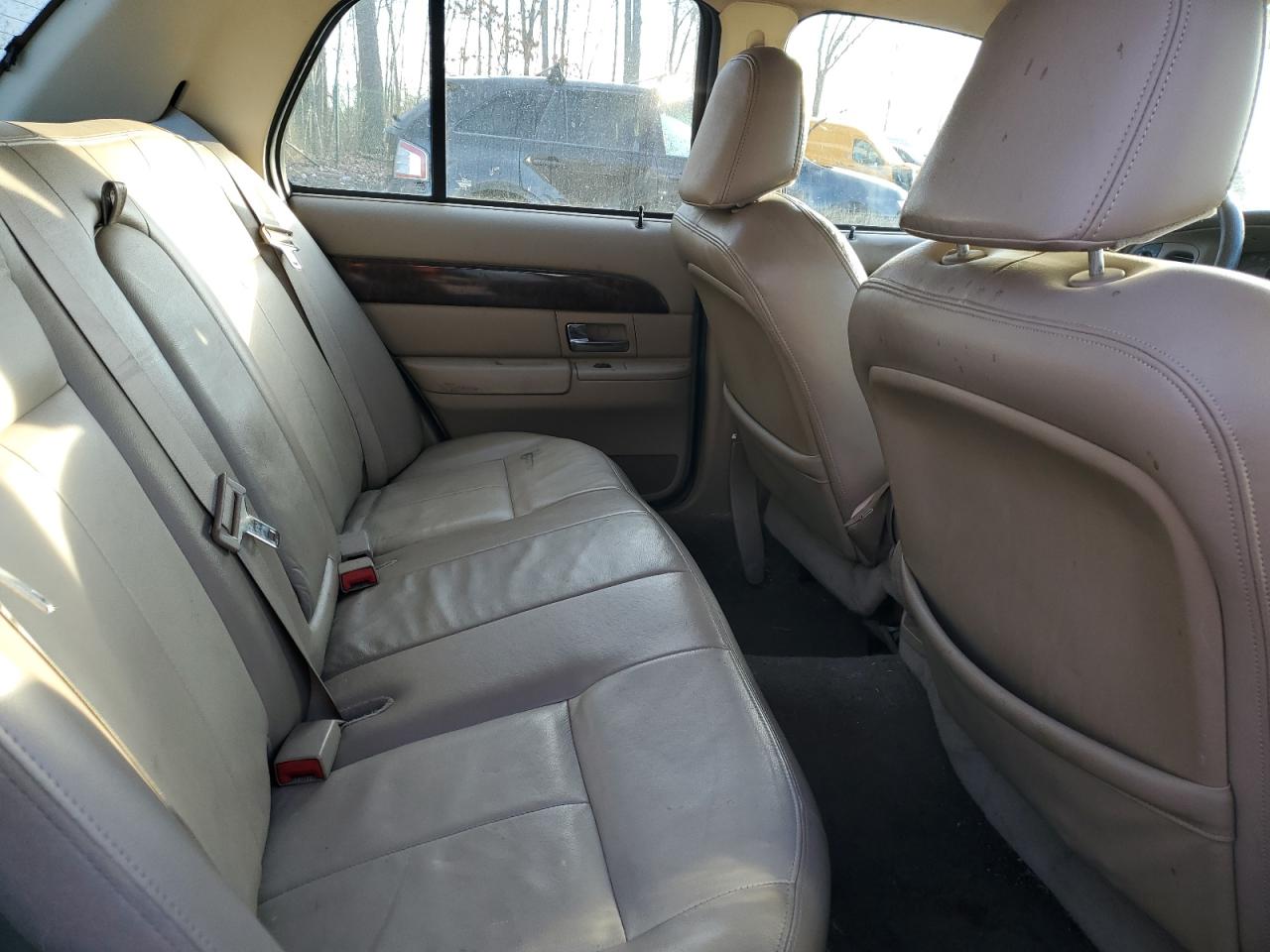 2005 Mercury Grand Marquis - Image 11