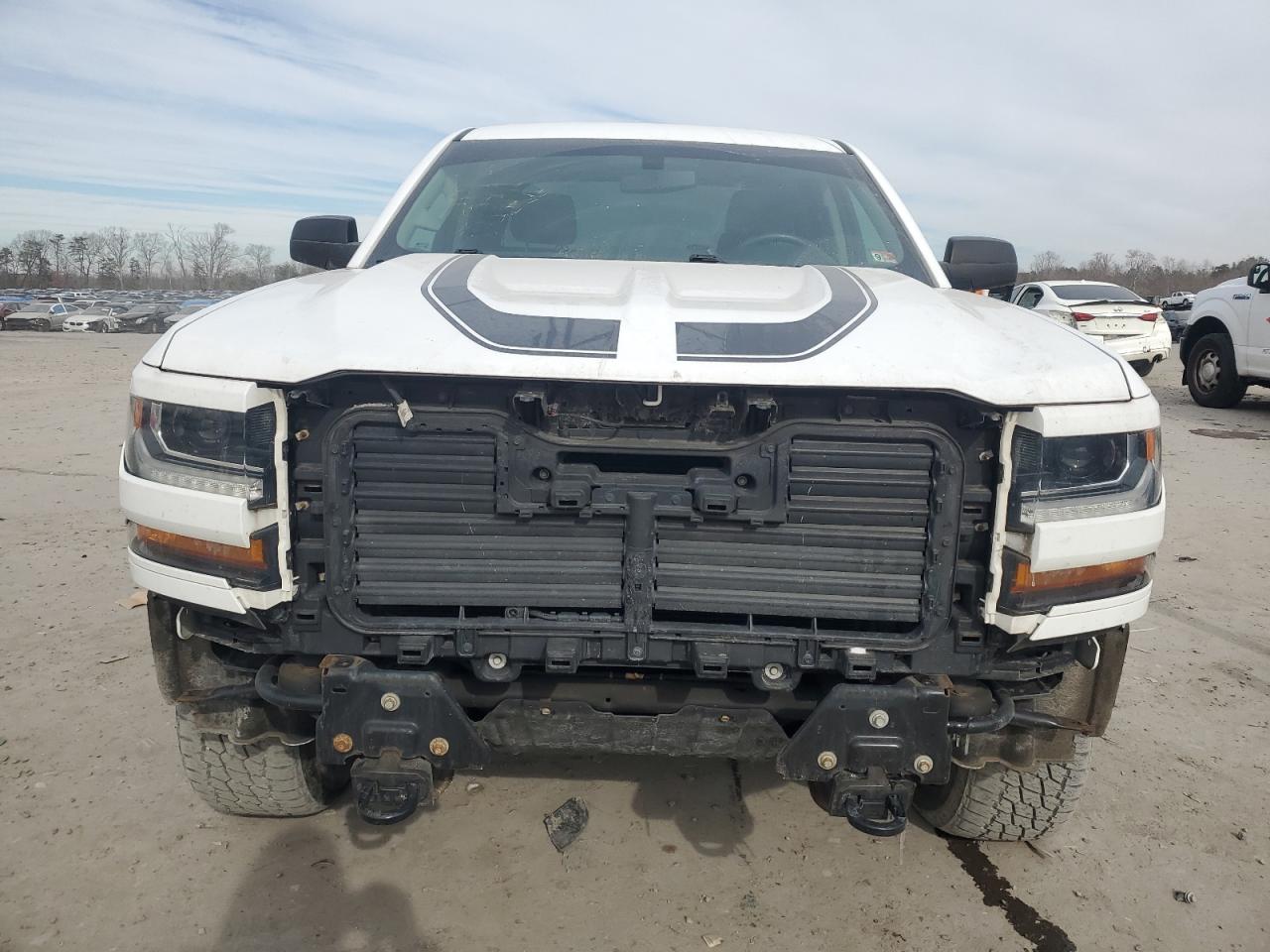 2017 Chevrolet Silverado - Image 5