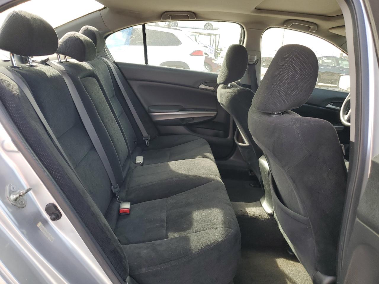 2009 Honda Accord - Image 10