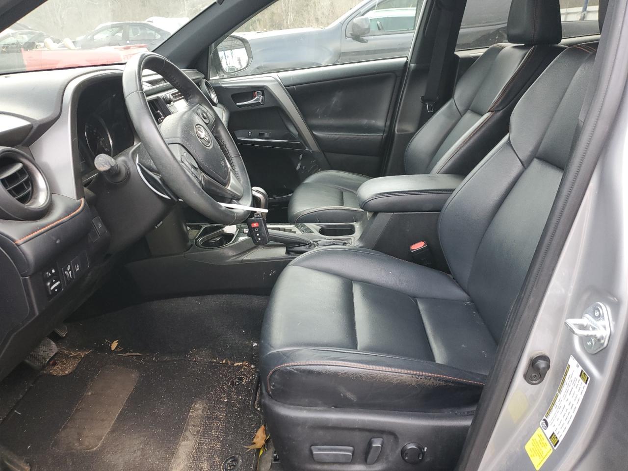 2017 Toyota RAV 4 - Image 7