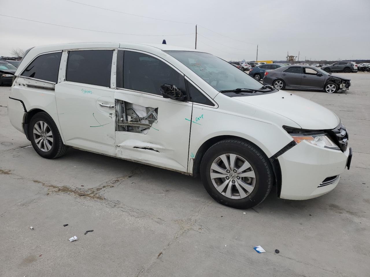 2015 Honda Odyssey - Image 4