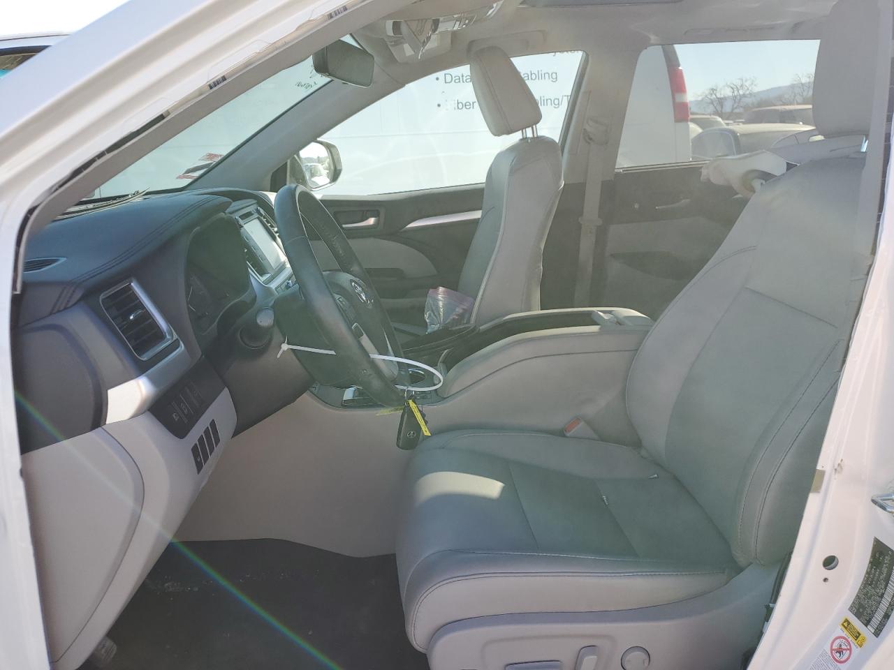 2018 Toyota Highlander - Image 7