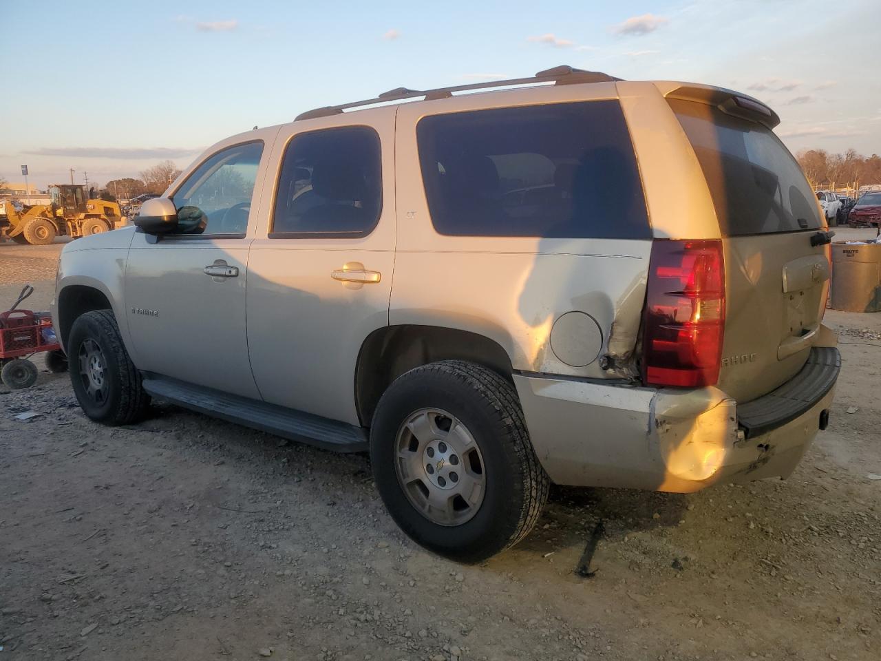 2007 Chevrolet Tahoe - Image 2