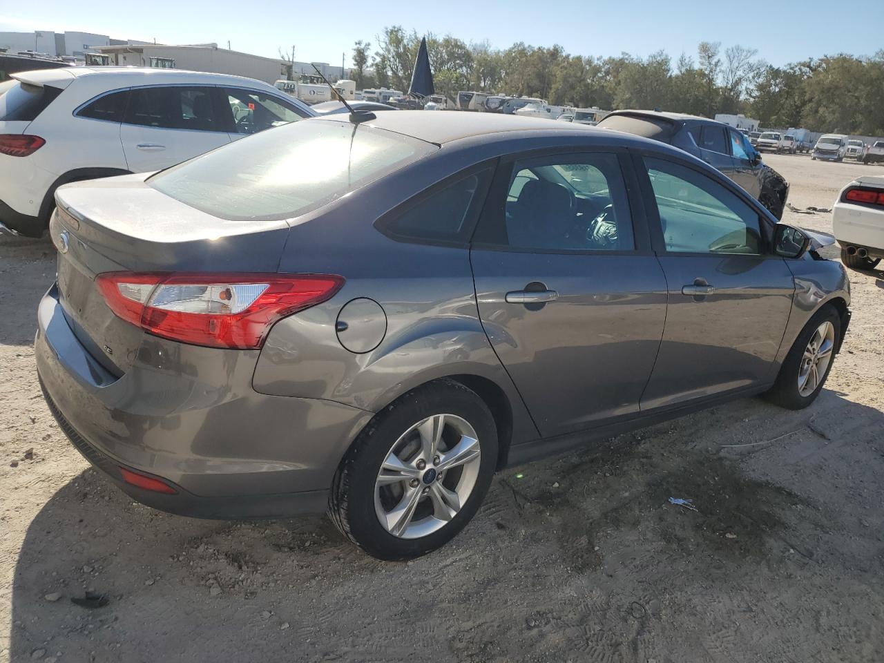 VIN 1FADP3F23DL297167 2013 FORD FOCUS no.3