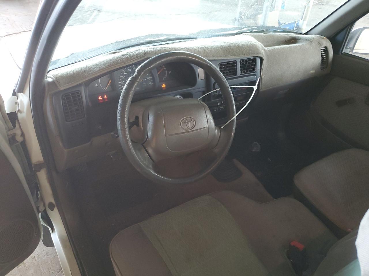 1996 Toyota Tacoma - Image 8
