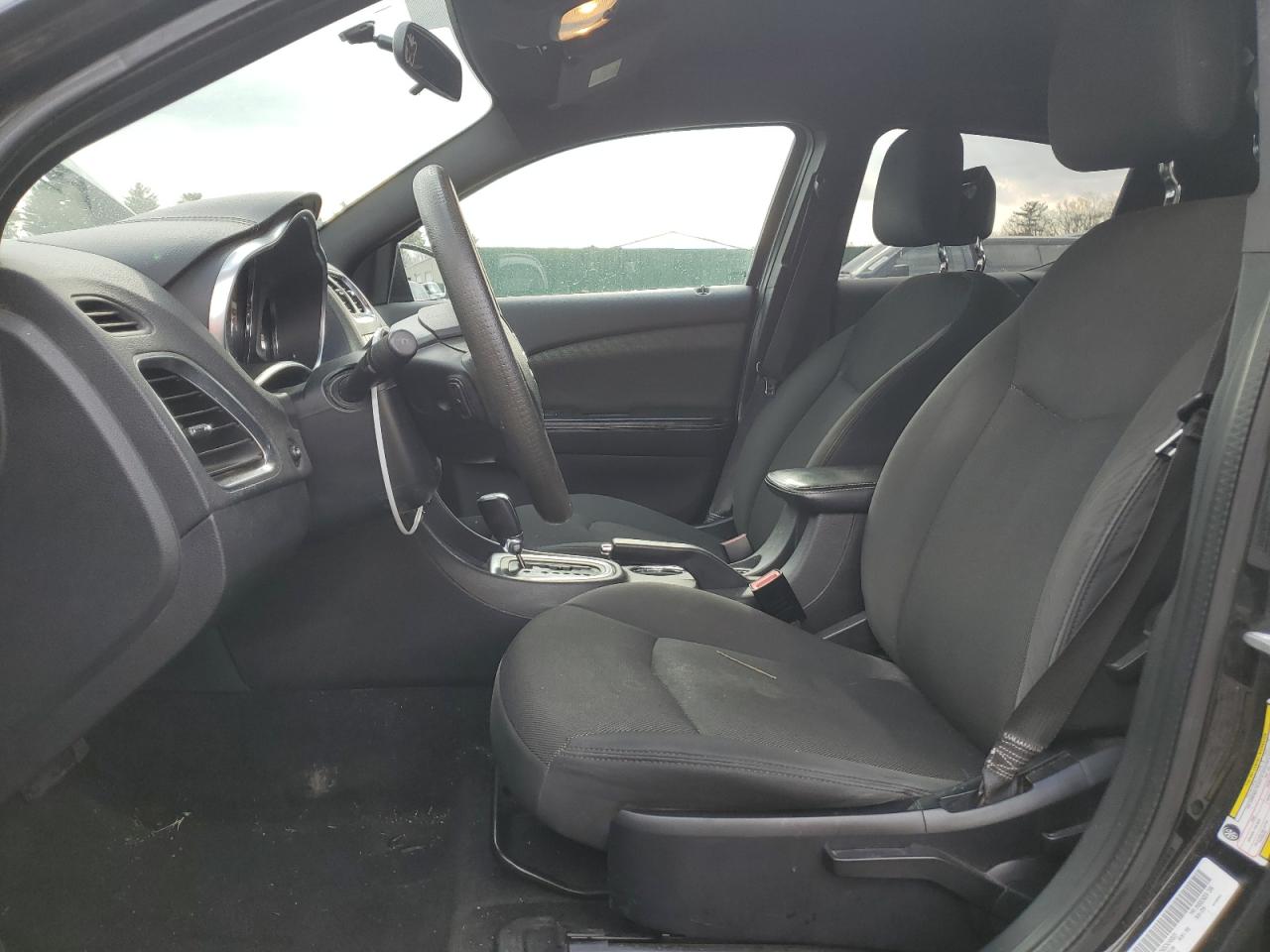 2012 Dodge Avenger - Image 7
