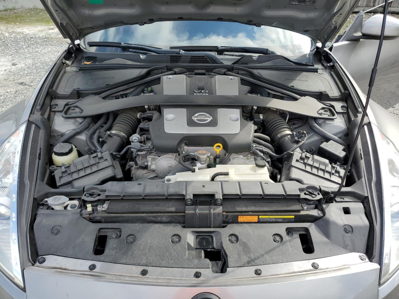 2009 Nissan 370Z - Image 13
