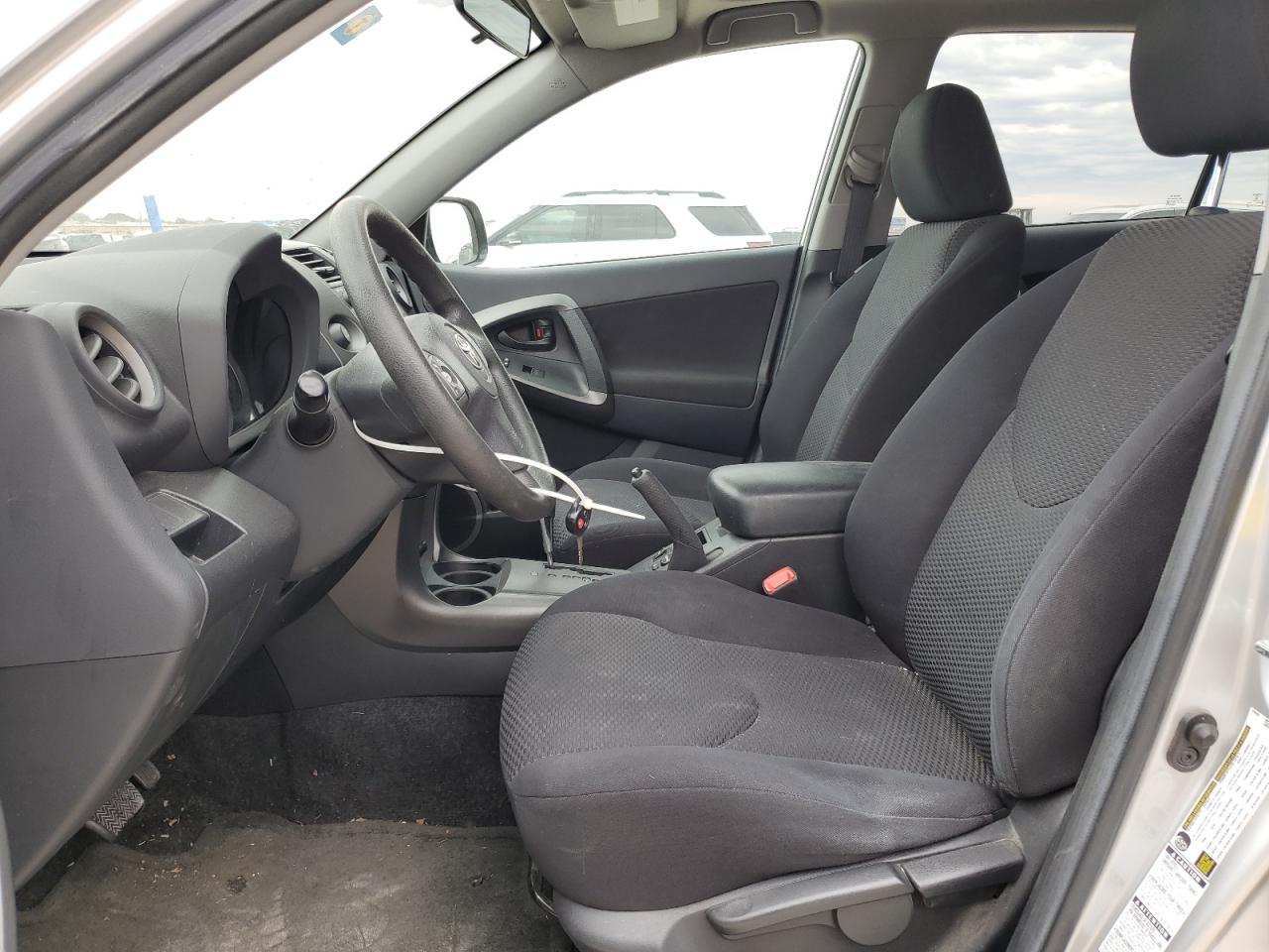 2011 Toyota RAV 4 - Image 7