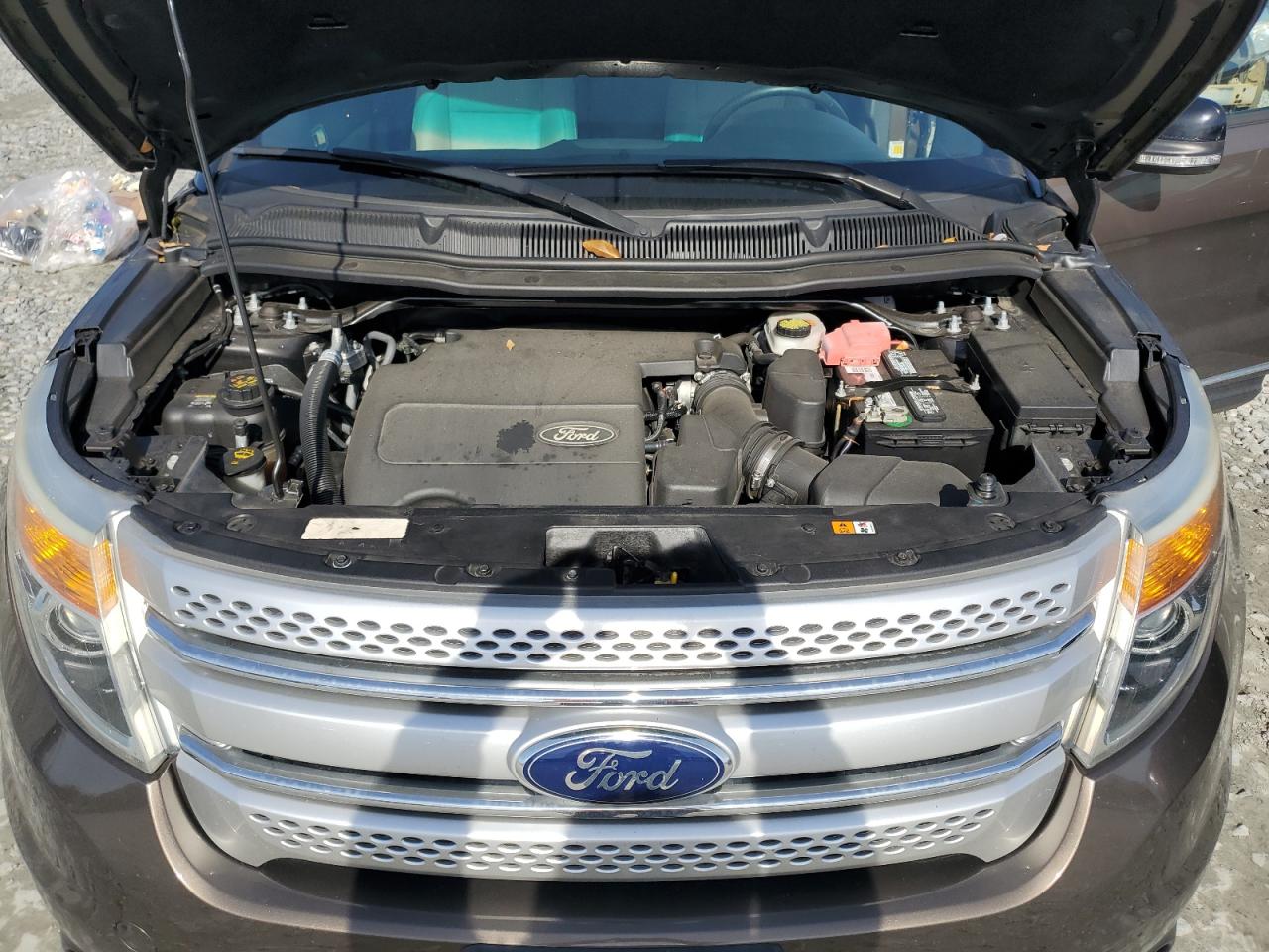 2015 Ford Explorer - Image 12