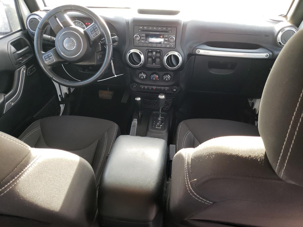 2015 Jeep Wrangler - Image 8