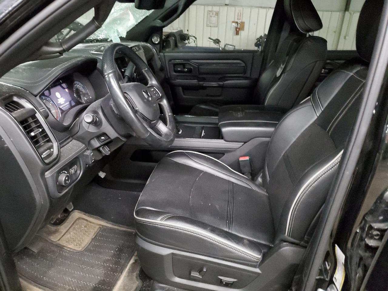 2022 RAM 2500 - Image 7