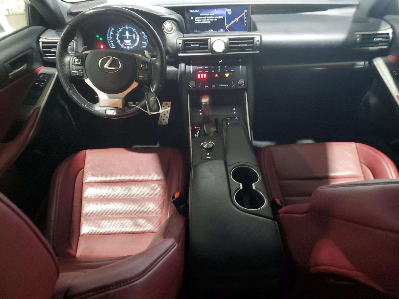 2017 Lexus IS - Image 8