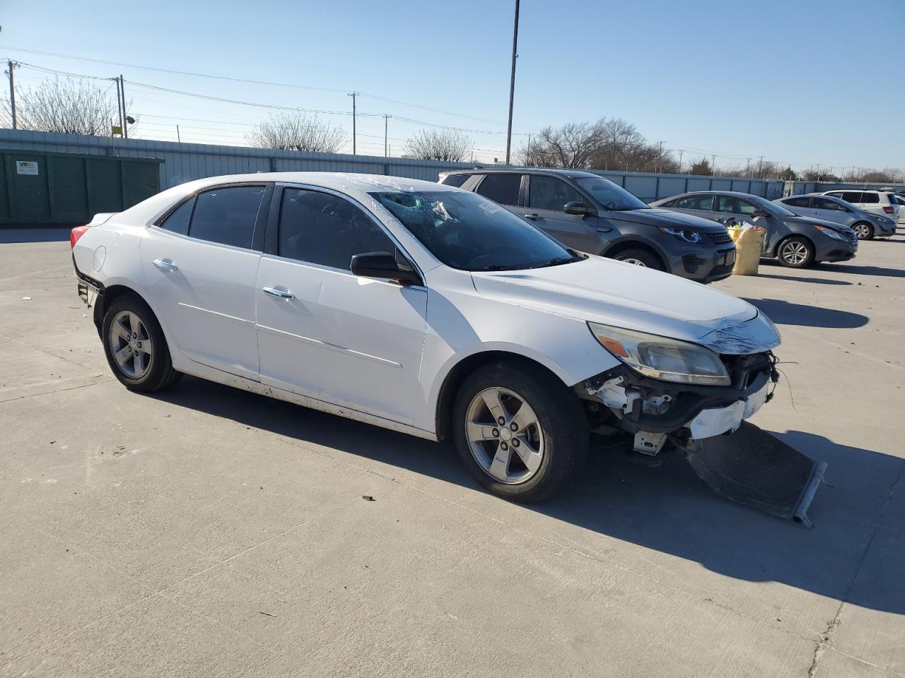 VIN 1G11B5SL3EF116499 2014 CHEVROLET MALIBU no.4