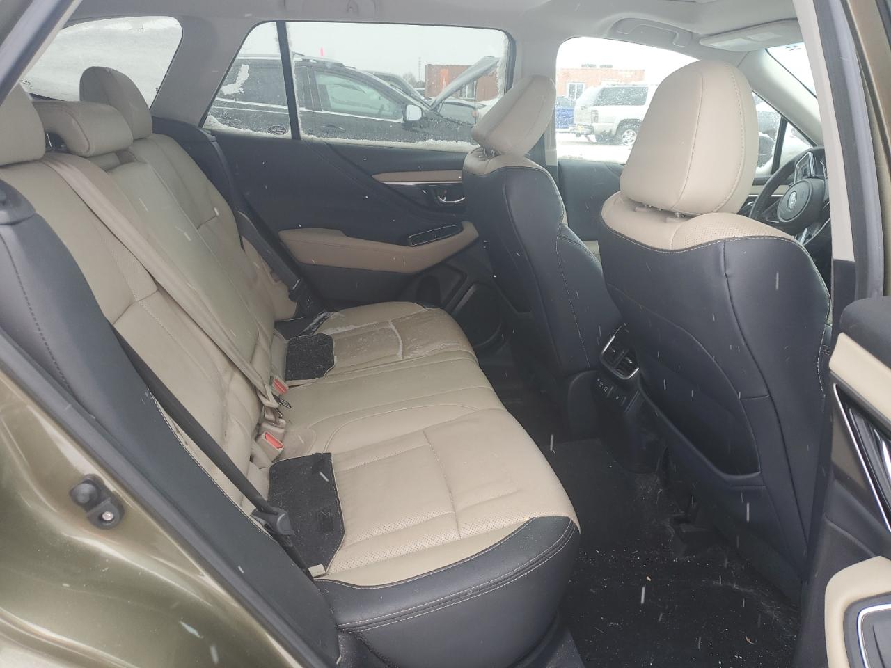 2020 Subaru Outback - Image 11