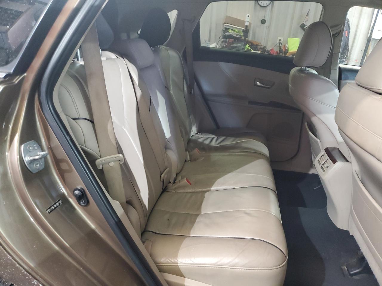 2009 Toyota Venza - Image 12