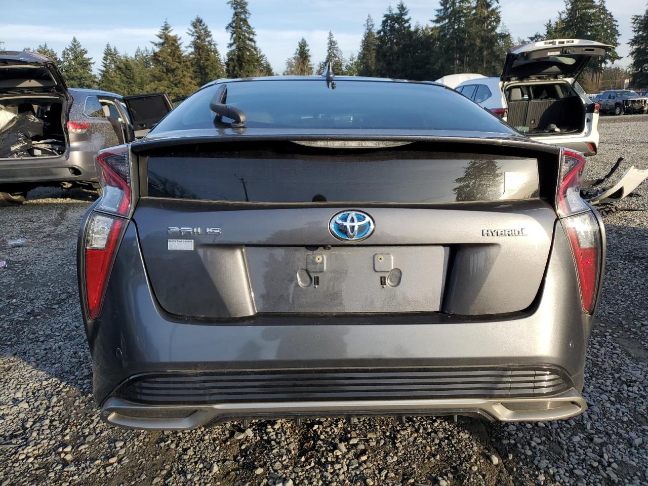 2018 Toyota Prius - Image 6
