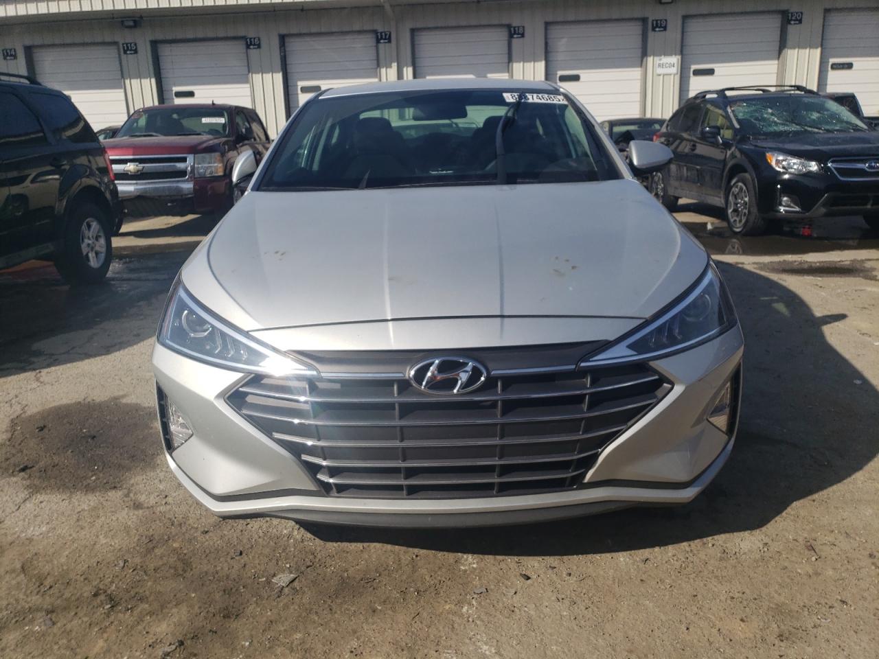 2019 Hyundai Elantra - Image 5