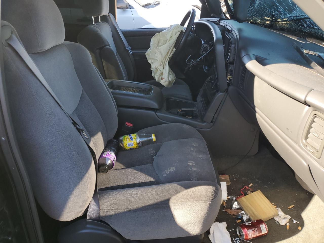 2004 GMC Sierra - Image 7