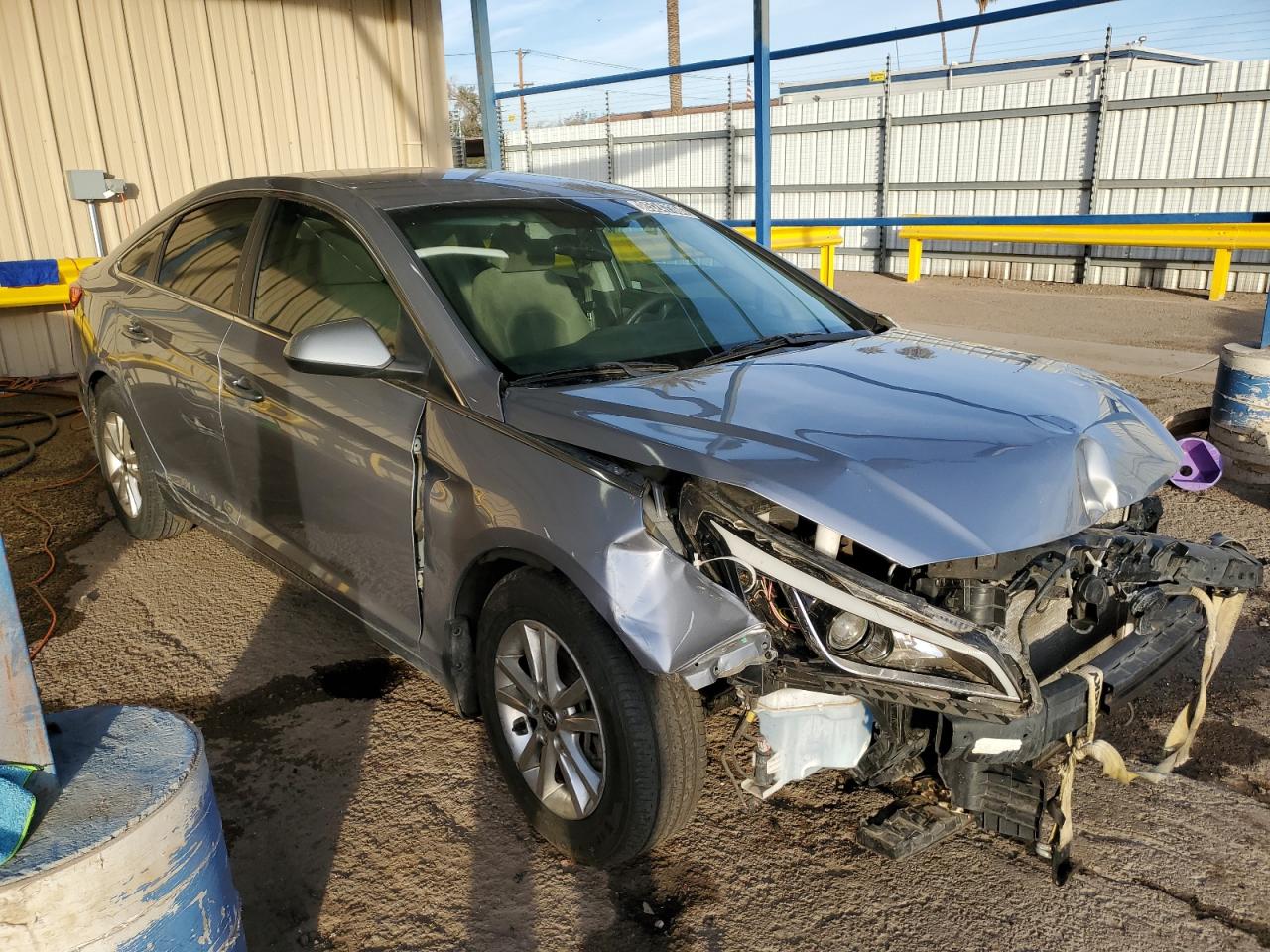 2017 Hyundai Sonata - Image 4